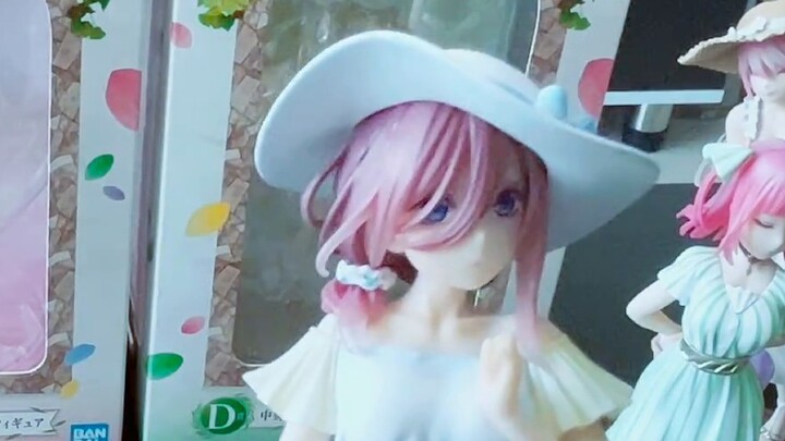 The unboxing video of the Ichibansho Quintuplets. Only children make choices, but as an adult I want