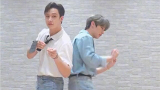 220623 Stray Kids ฟางชาน & ลีโนว์ ลีมินโฮ นักล่าก้นออนไลน์แล้ว