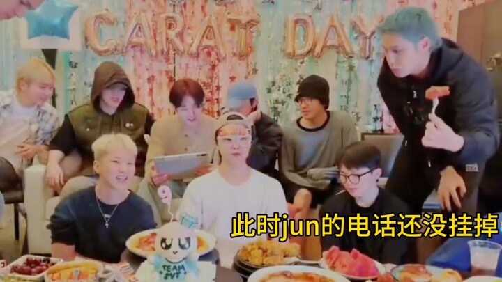 Quyền Hoshi suýt nữa thì spoil! Shua đọc bình luận, thế rồi Junhui nói “Mora Gu” khiến cả nhóm cười 