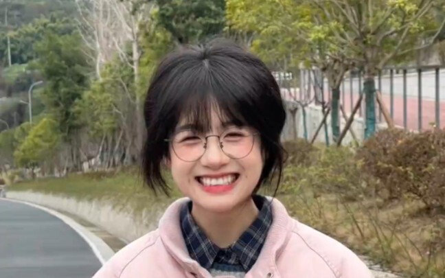 @ si kecil yang konyol di sebelahmu