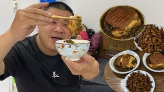 Khâu Nhục + Chân Nấm Lào Cai Alo Là  Tới Nơi…