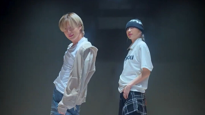 BADA油管更新！Badalee&泰民《Guilty+SexyInTheAir》Challenge！