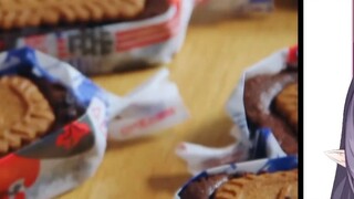 Koki Jepang menyaksikan bom kalori brownies dan ditaklukkan oleh makanan berkalori tinggi