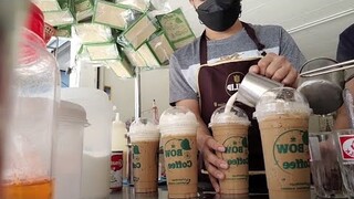 แก้วเล็กขายดีกำลังอร่อยเนสกาแฟเย็นหวานขมมันๆค่ะ