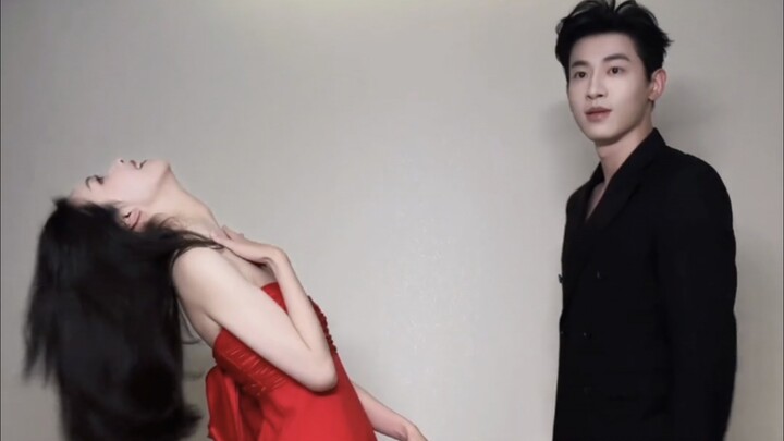 ซินหยุนไหล่หล่อเลยนะ คู่จิ้นแนวแอ็บสแตรกต์กับตู้ตู้ก็ฟินดีเหมือนกัน! ยิ่งในซีรีส์แล้วเข้าขากันสุดๆ ไ
