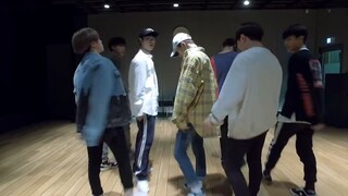 iKON - ‘RUBBER BAND’ DANCE PRACTICE (MOVING VER.)