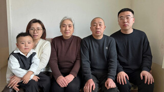 في 15 سبتمبر 2023، تحولتِ إلى نجمة. في أول عيد ربيع بدونك، يبدو وكأن شيئًا لم يتغير، لكن في الحقيقة 