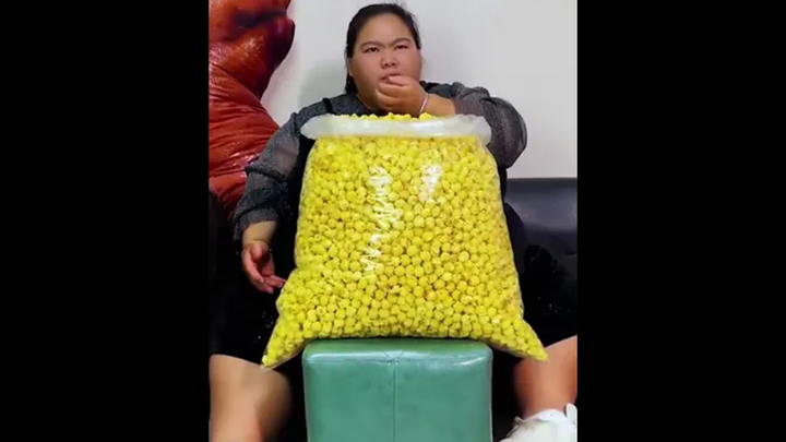 อะไรวะเนี่ย😂😂