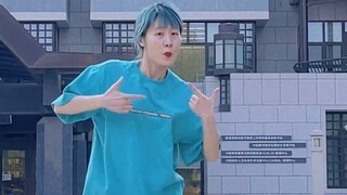 Bạn cảm thấy thế nào khi nhảy bài "Let's Break Together" trong Thư viện Đại học Bắc Kinh? Zandoliki 