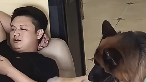 Chắc chắn là con ruột. Hồi nhỏ sợ mẹ lắm. Lớn lên sợ vợ lắm# Video hài hước