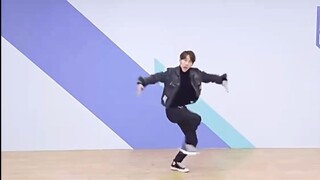 Đinh Trạch Nhân không thể để bị thương