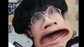 满 级 卡 比