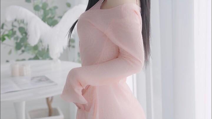 การแต่งตัวสีชมพูบาร์บี้ & สีชมพูซากุระของคุณพี่ HeeSol