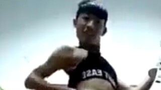 中  国  boy  早  期  作  品