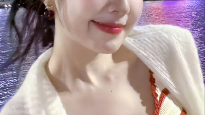 "The South Korean female idol who is least suited for commercials"