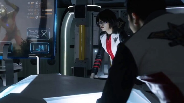 คาร์มิลล่าต่อสู้กับเทพเจ้าชั่วร้ายเพื่อควบคุมร่างกายของเธอเหรอ? น้องสาวการ์ดที่แปลงร่างเป็นเทพมารร้า