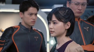 I watched the Dekai theatrical version in one sitting: Dyna gave Dinas and Kanade the ability to tra