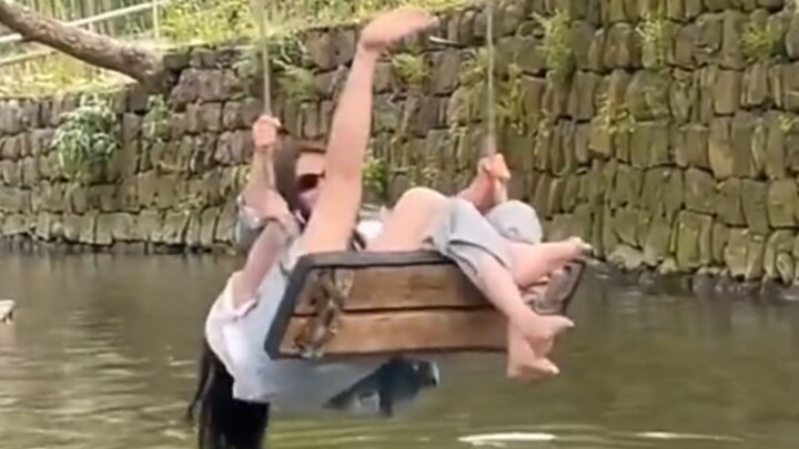Aku bakal ketawa mati sama kelompok penipu besar ini hahahaha!