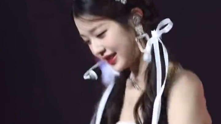 Breaking the Dimensional Barrier! Jang Won-young's Dance Challenge to "My Love for You" Theme Song