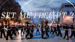 [بلاي باك جيمين SET ME FREE PT. 2 (30 راقص) في شوارع برشلونة EST] [4K] - من قبل فريق EST