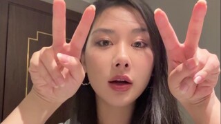 อันที่จริง สาวผิวขาวมีความดั้งเดิมเป็นพิเศษ