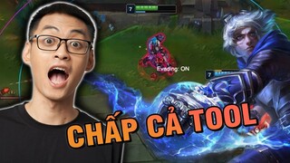 Chấp Jinx xài Tool, Ezreal trong tay FunkyM vẫn bắn tan nát team đối phương