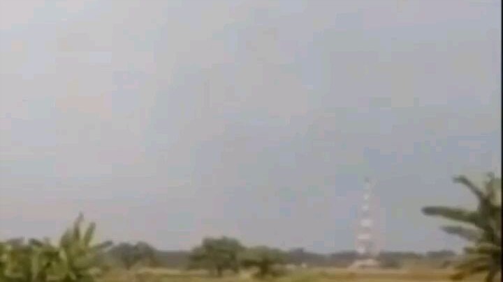 meme lucu .. langit bisakah kau turunkan hujan