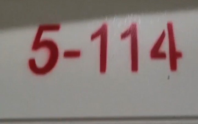 ظننت أنني انتقلت إلى مهجع جديد، لكن الوضع أصبح محرجًا جدًا (悲)