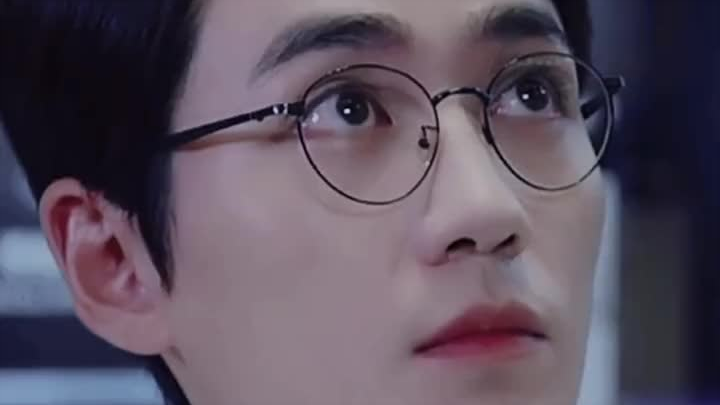 【Zhu Yilong】 Dari kelinci putih ke serigala abu-abu hanya butuh satu perubahan tatapan