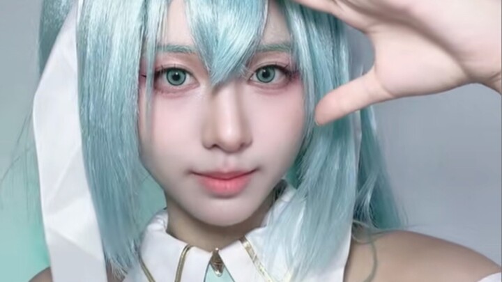 Hatsune Miku!