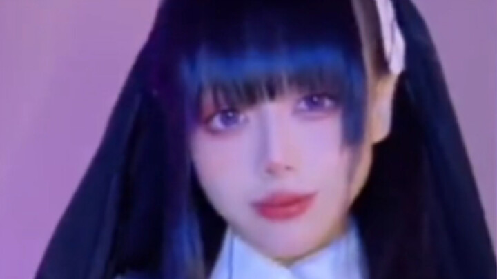 人前修女，人后….