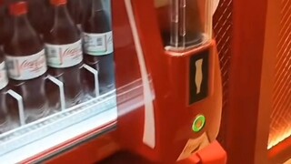 澳门大城市就是不一样！自助可乐冰