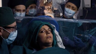 【宇哥】这医院让患者睁着眼睛做手术，还让男友在陪聊《良医S2-13》