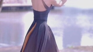 أتمنى أن تتمكن من البقاء بجانب حبيبك بعد عبور آلاف الأمواج #人世界