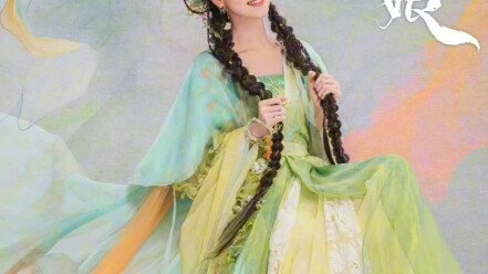 Những bức ảnh hậu trường phim truyền hình Hồ Yêu Tiểu Hồng Nương kèm lời chê bai
