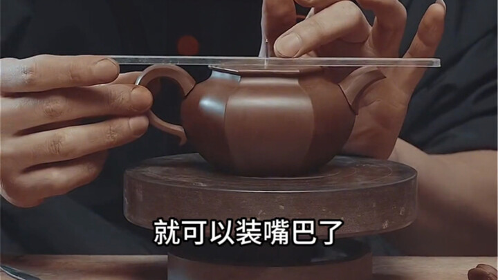 A square pot is harder to make than a round one. A square pot is worth ten round ones.