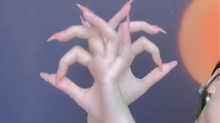 Comic Hands Do you want comic hands, babies?