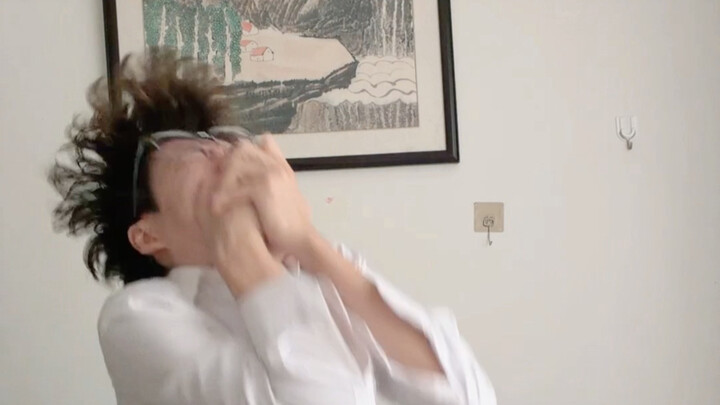 Giám đốc Vương: Tôi chỉ đi ăn thôi.