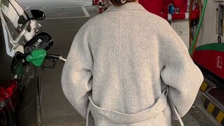 Is he already drenched in sweat, haha?