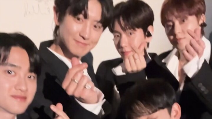 [EXO] The Easiest “Cha” in K-Pop History: SUHO’s “Cheese” Challenge!!!