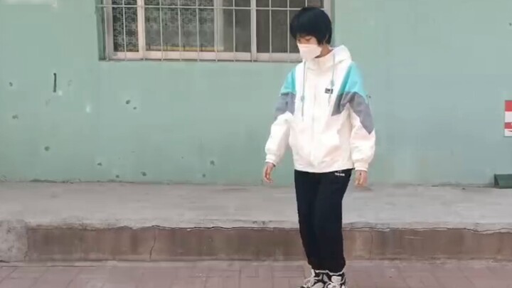 【رقصة ميو المقلدة لـ هيتا】 أول مشاركة، رقصة مقلدة لقصة أنت وأنا، للمبتدئين