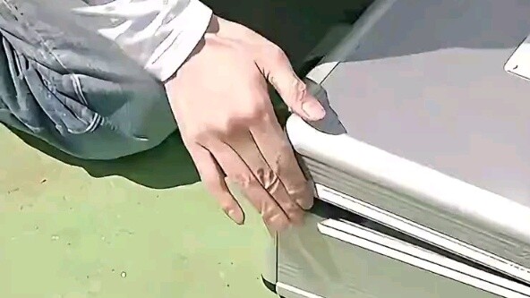 “Apakah kamu berani menekan 913?” Sabuk ini membutuhkan biaya, tapi saya pasti akan menekannya!