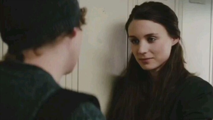 A NIGHTMARE ON ELM STREET 2010 SLEEPING IN CLASS