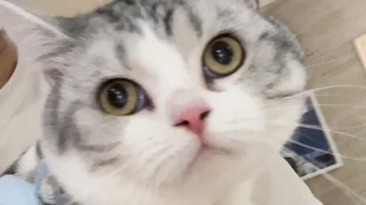 ลงบันไดเปิดแอร์