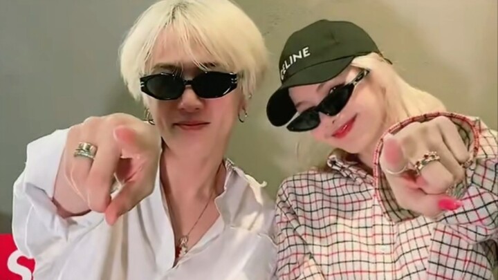 พี่ชายในวง iKON และลิซ่าถ่ายวิดีโอเต้น TikTok