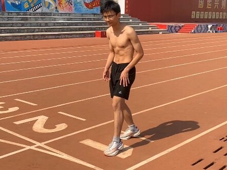 فيديو أصلي لسباق 400 متر في 51 ثانية حتى الموت