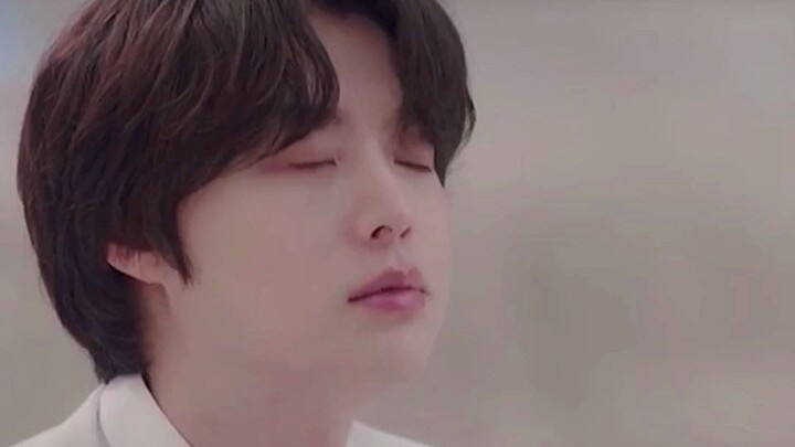 เมื่อคุณหน้าตาดีพอ คุณก็จะรู้ว่าจริงๆ แล้วใช้หน้าตาเลี้ยงตัวได้เลย