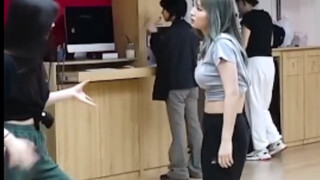 When a exhausted Momo meets a curious Tofu