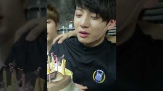 Jungkook's Birthday Prank||everyone scolded him||