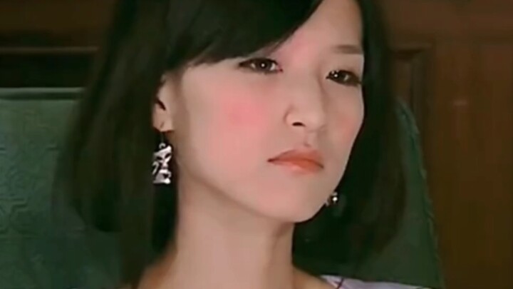 Người bạn thân yêu Uyên Du, đến hôm nay tôi mới thực sự hiểu bạn: Việc rời đi chưa bao giờ là vì yêu